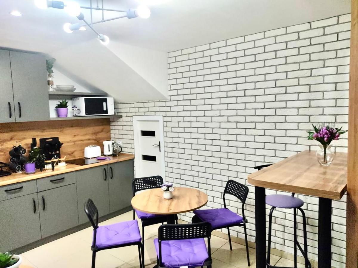 Like Home Hostel Na Timiryazeva Almaty Ngoại thất bức ảnh